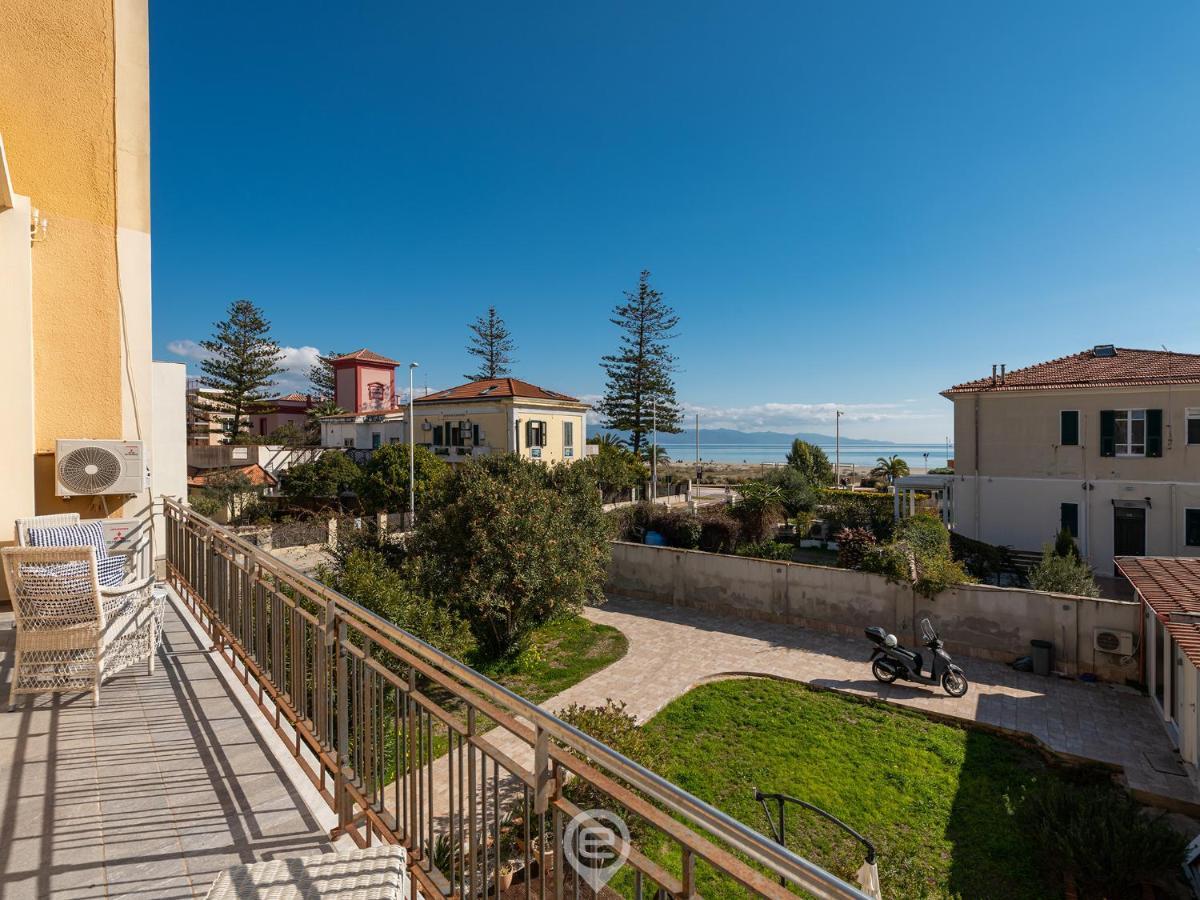 Apartamento Poetto Sea Breeze - Blue Cagliari Exterior foto